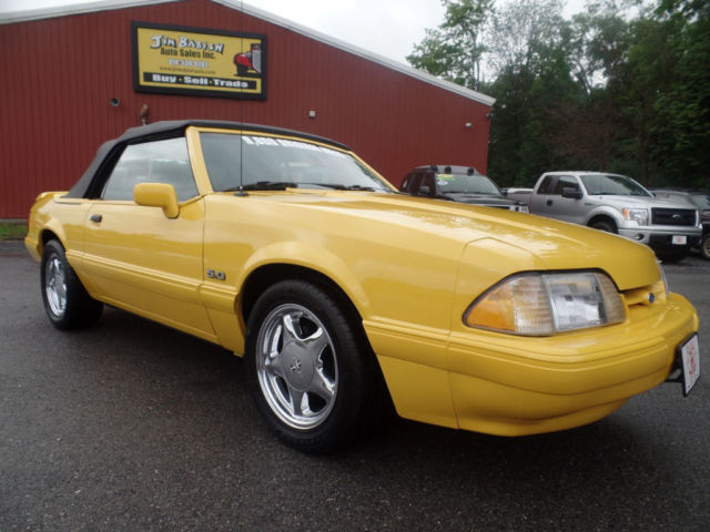1993 Ford Mustang LX 5.0 Convertible