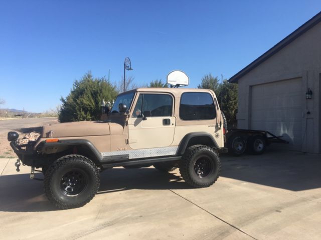 1993 Jeep Wrangler Tan