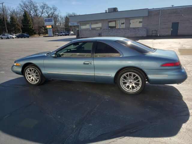 1993 Lincoln Mark Series