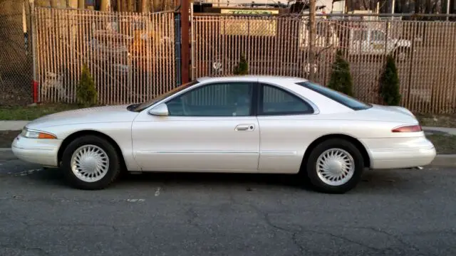 1993 Lincoln Mark Series