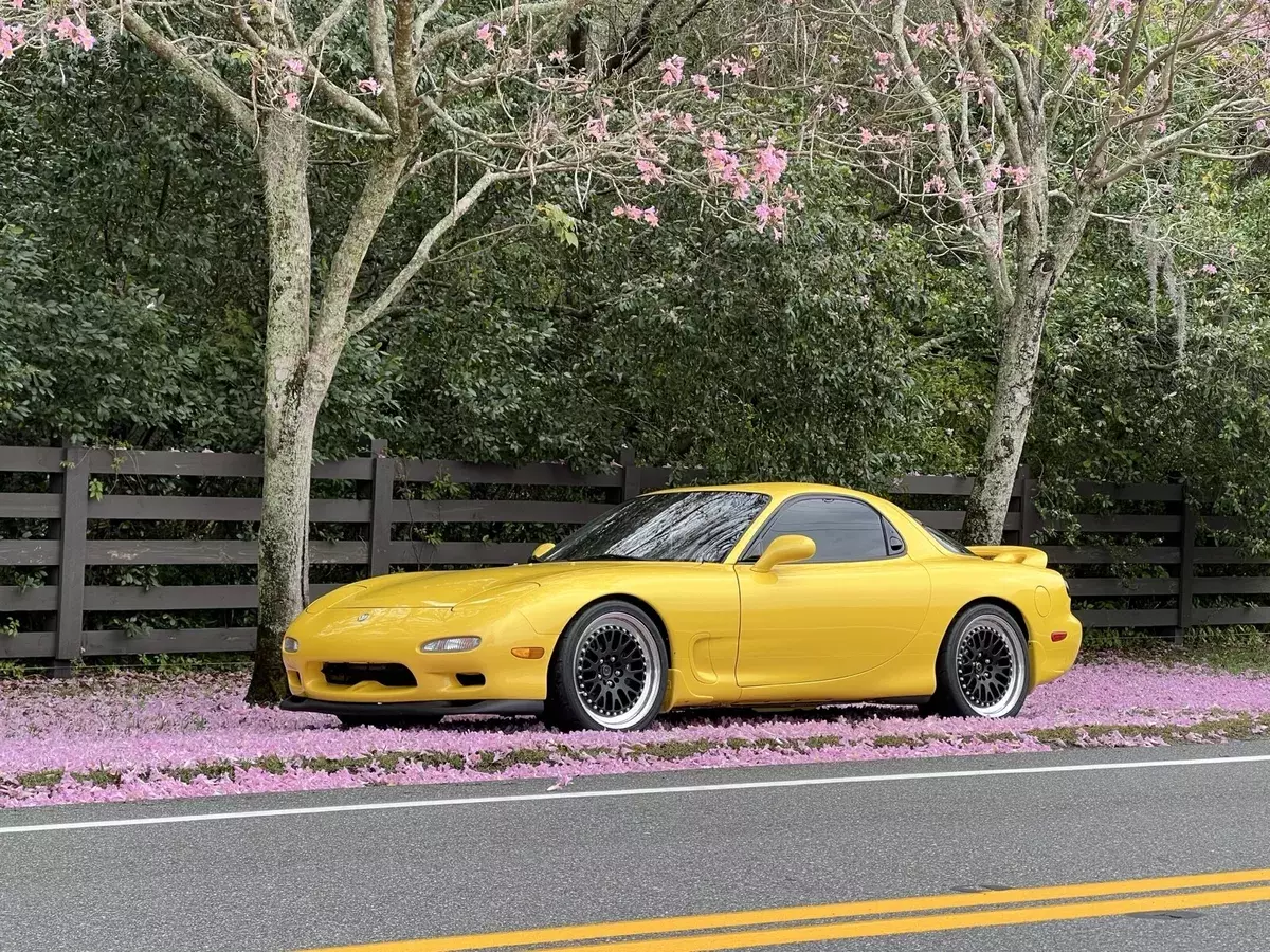 1993 Mazda RX-7 R1