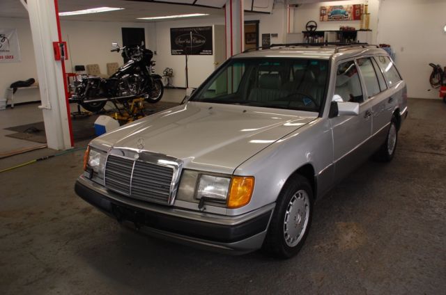 1993 Mercedes-Benz 300-Series 300 TE Wagon 4Matic