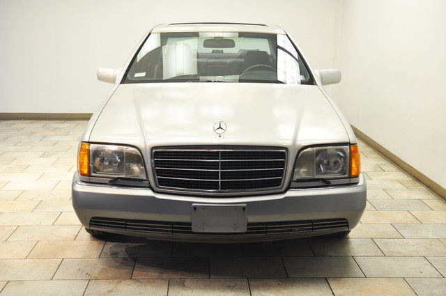 1993 Mercedes-Benz S-Class 300SD