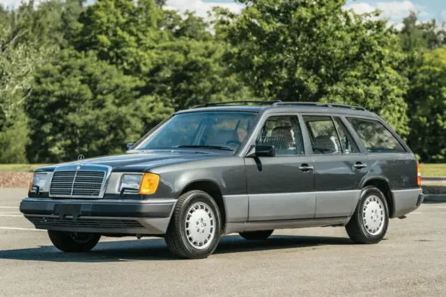 1993 Mercedes-Benz 300-Series