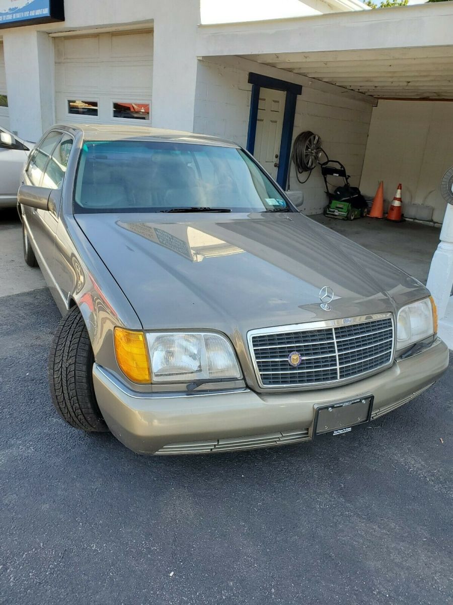 1993 Mercedes-Benz 500-Series