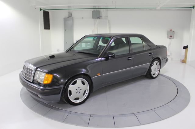 1993 Mercedes-Benz 500-Series