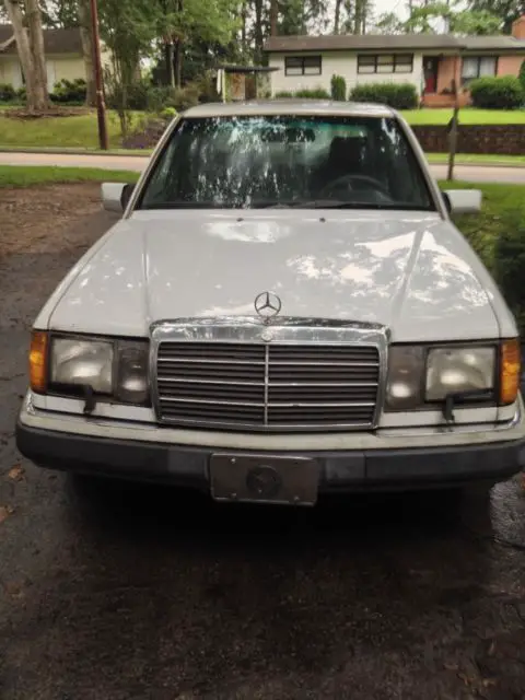 1993 Mercedes-Benz 300-Series