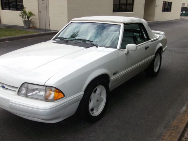 1993 Ford Mustang LX