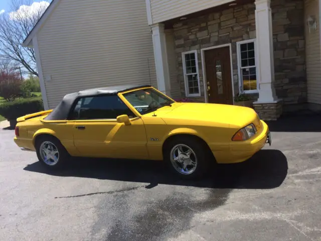 1993 Ford Mustang Black Leather