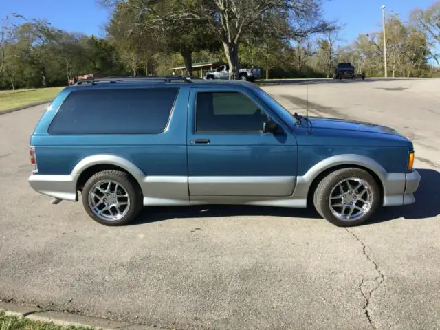 1993 GMC Typhoon