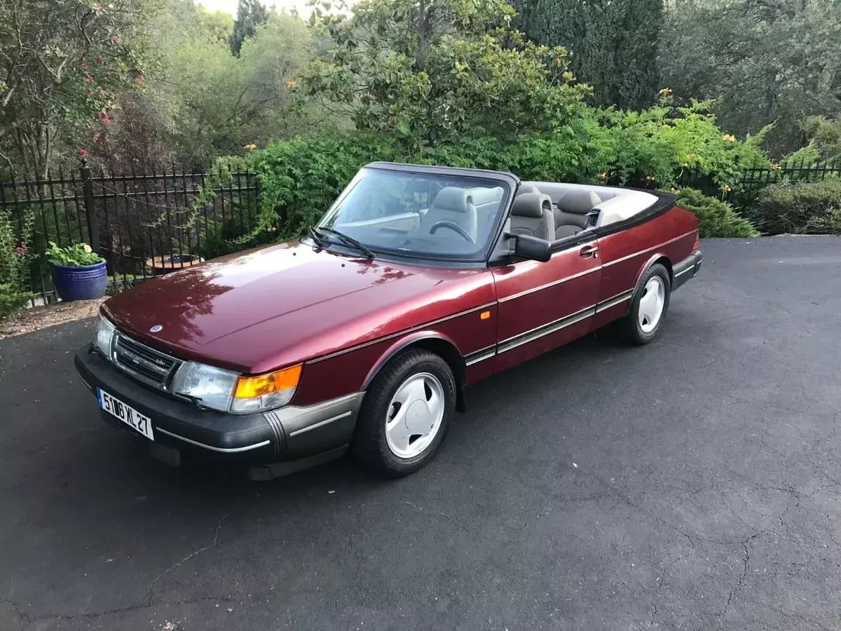 1993 Saab 900