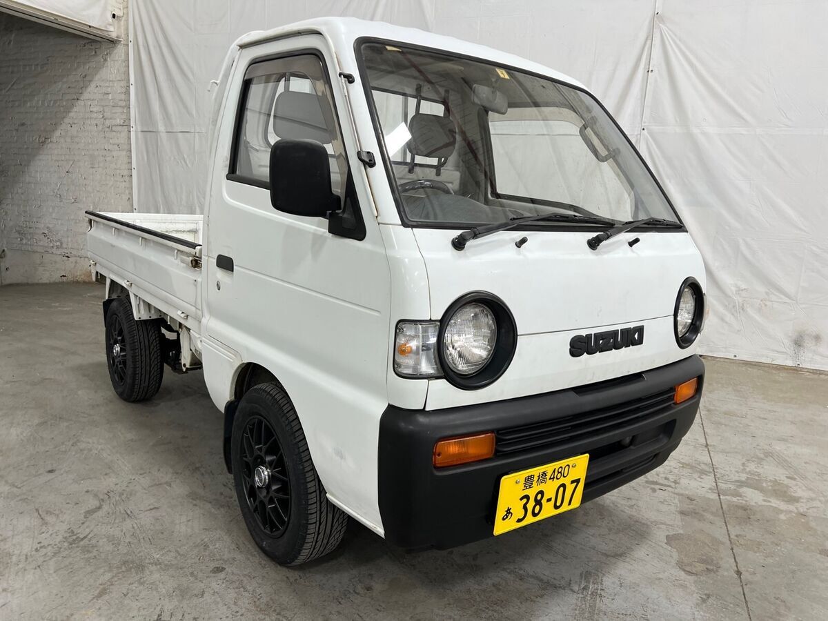 1993 Suzuki Carry 4x4 with Axle an Diff Locks plus AC and US Title