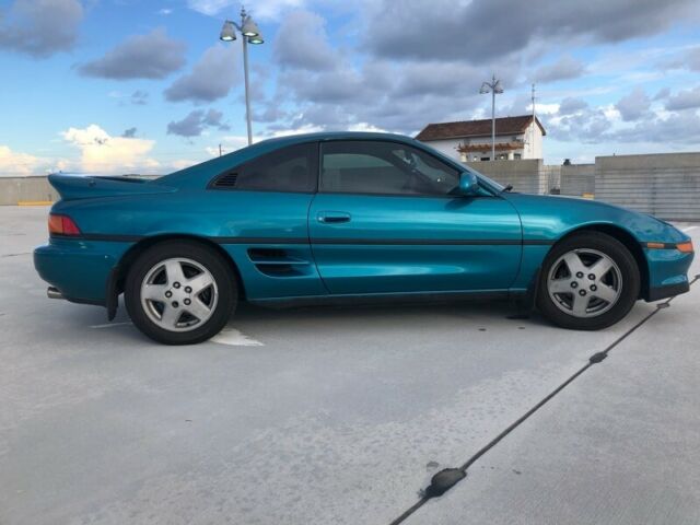 1993 Toyota MR2 Coupe