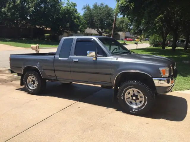 1993 Toyota Tacoma SR5