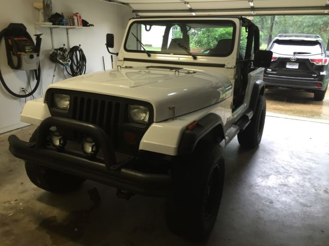 1994 Jeep Wrangler SE