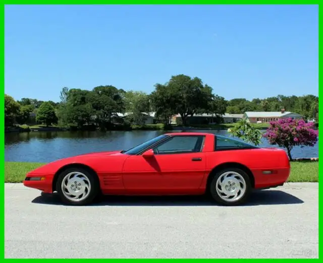 1994 Chevrolet Corvette Base 2dr Hatchback