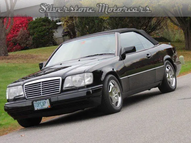 1994 Mercedes-Benz 300-Series E320