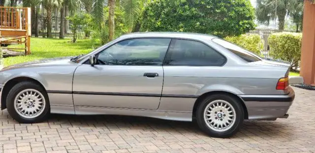 1994 BMW 325 IS Reconditioned