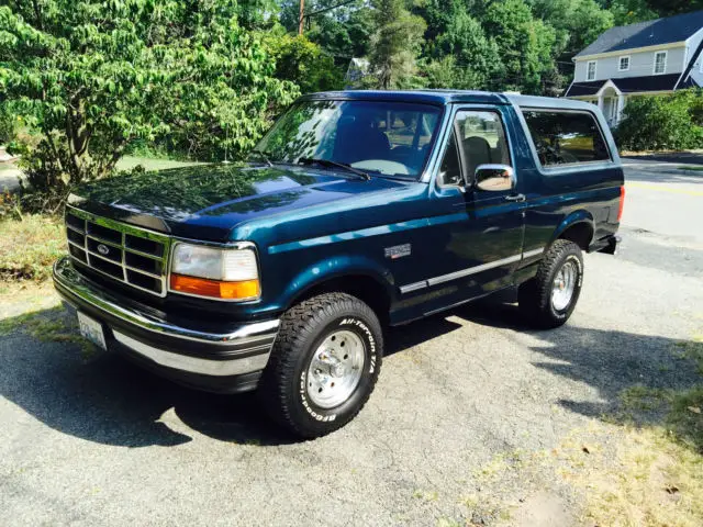 1994 Ford Bronco XLT GORGEOUS SURVIVOR! Original Paint!