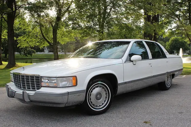 1994 Cadillac Fleetwood Fleetwood Brougham