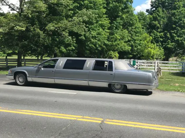 1994 Cadillac Fleetwood Limosine