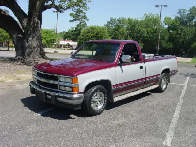 1994 Chevrolet Silverado 1500 COLOR SILVER AND BURGANY