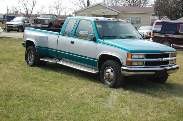 1994 Chevrolet C/K Pickup 3500