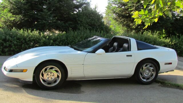 1994 Chevrolet Corvette deluxe