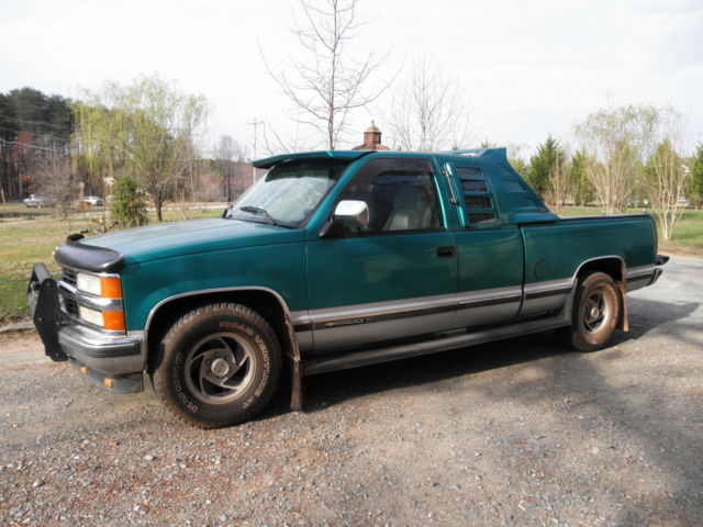 1994 Chevrolet C/K Pickup 2500 Extended Cab extra trim package
