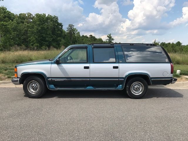 1994 Chevrolet Suburban C2500