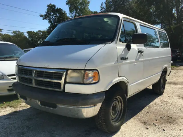 1994 Dodge Other Base Standard Passenger Van 3-Door