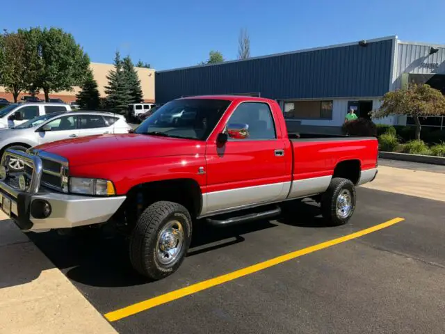 1994 Dodge Ram 2500 SLT 2-Tone