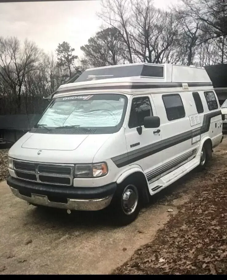 1994 Dodge Ram Van RV    CLASS B  DODGE RAM  5.2