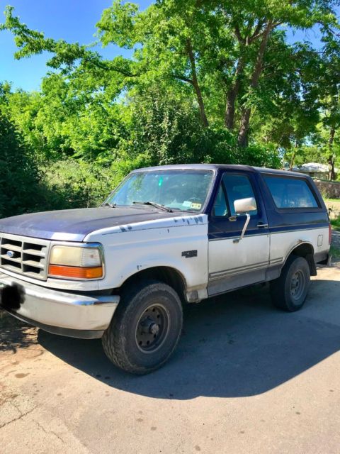 1994 Ford Bronco Navy