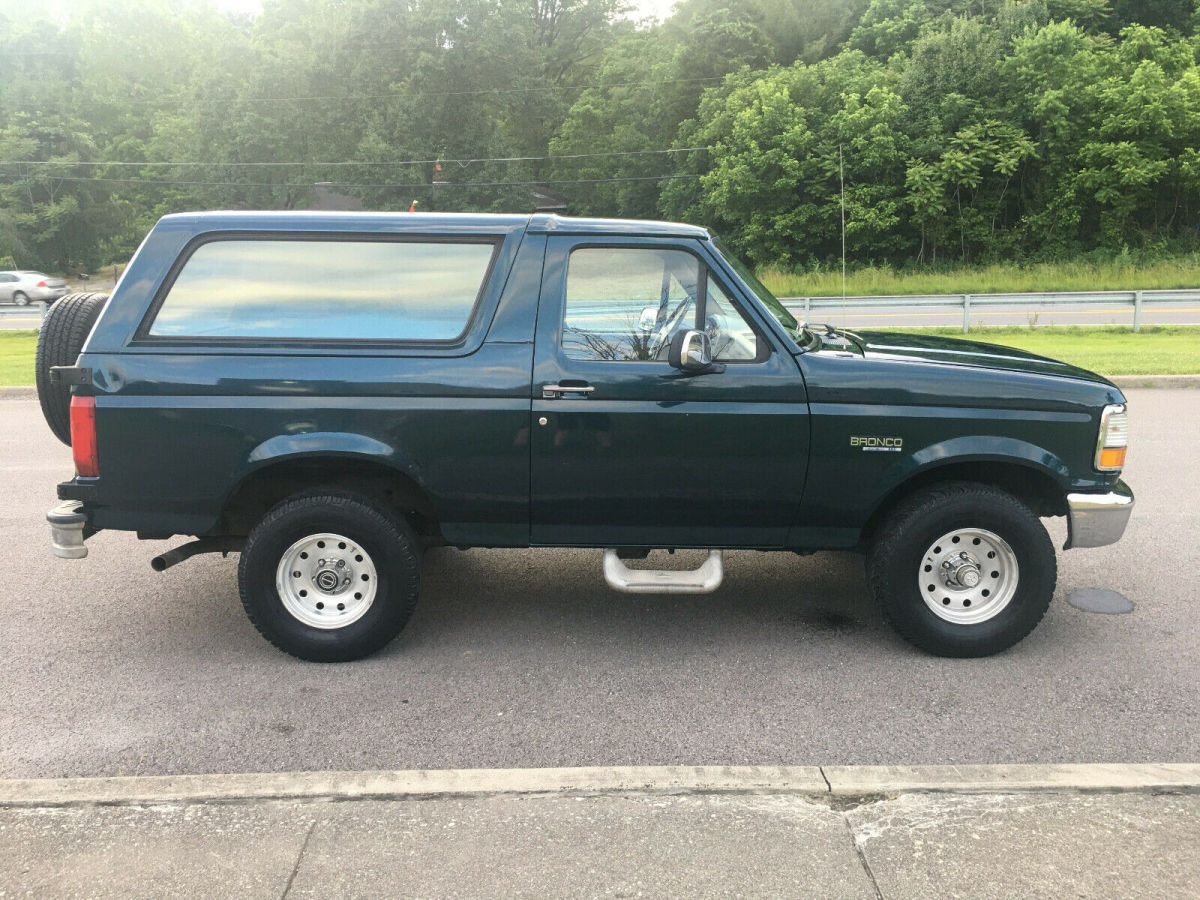 1994 Ford Bronco XLT