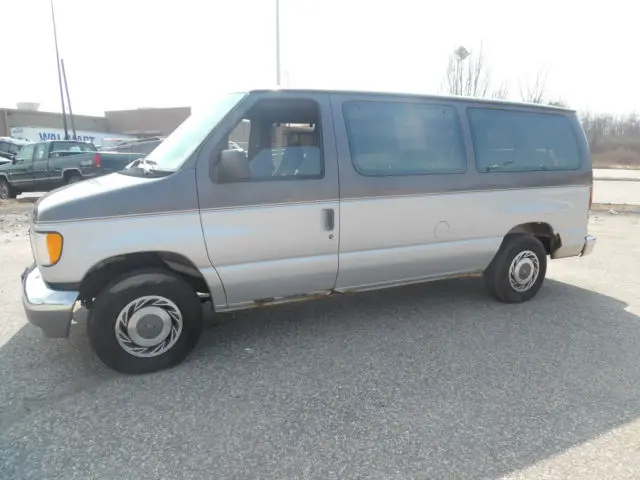 1994 Ford E-Series Van E150