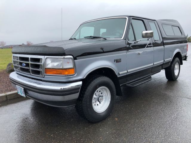 1994 Ford F-150 XLT Extended Cab Short Bed Low Miles 132,849 4x4