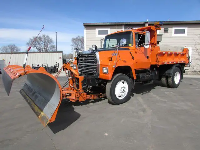 1994 Ford L-8000 Plow Truck --