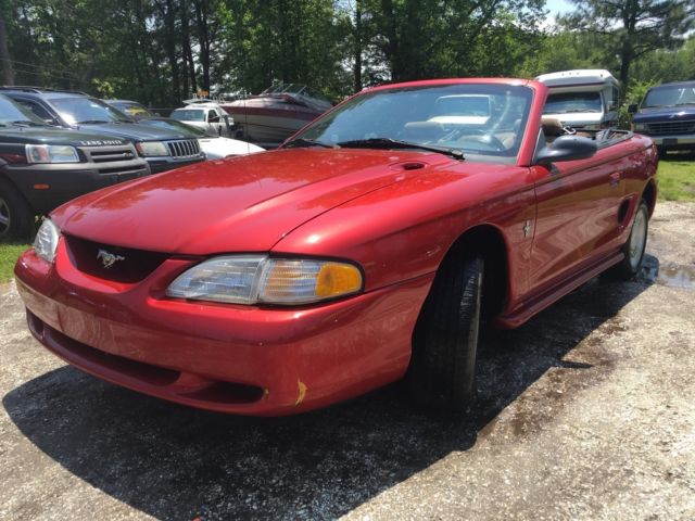 1994 Ford Mustang Base