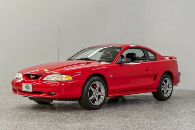 1994 Ford Mustang --