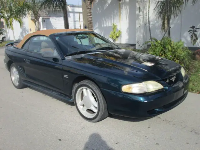 1994 Ford Mustang GT Convertible 2-Door