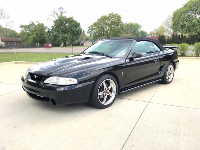 1994 Ford Mustang CONVERTIBLE - TRIPLE BLACK