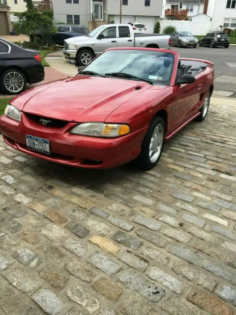 1994 Ford Mustang GT 2dr Convertible