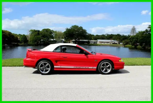 1994 Ford Mustang GT 2dr Convertible