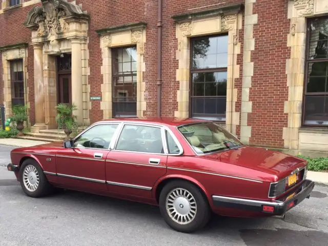 1994 Jaguar XJ12 Special Gold Trim