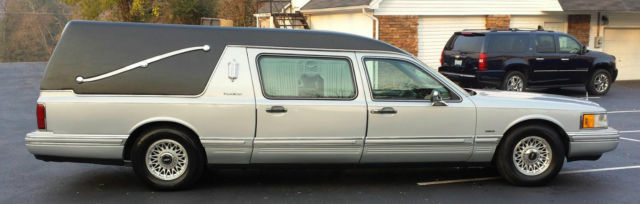 1994 Lincoln Other None