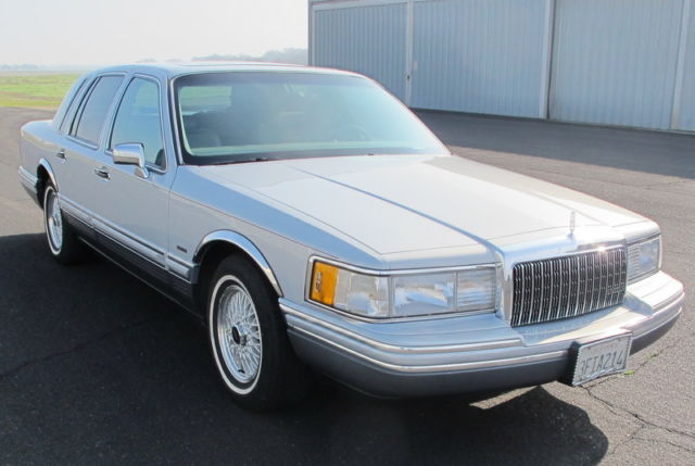 1994 Lincoln Town Car Cartier Signature Series