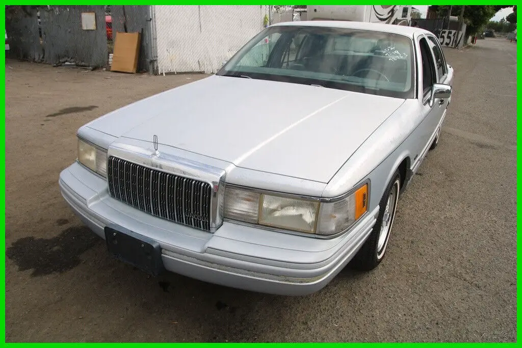 1994 Lincoln Town Car