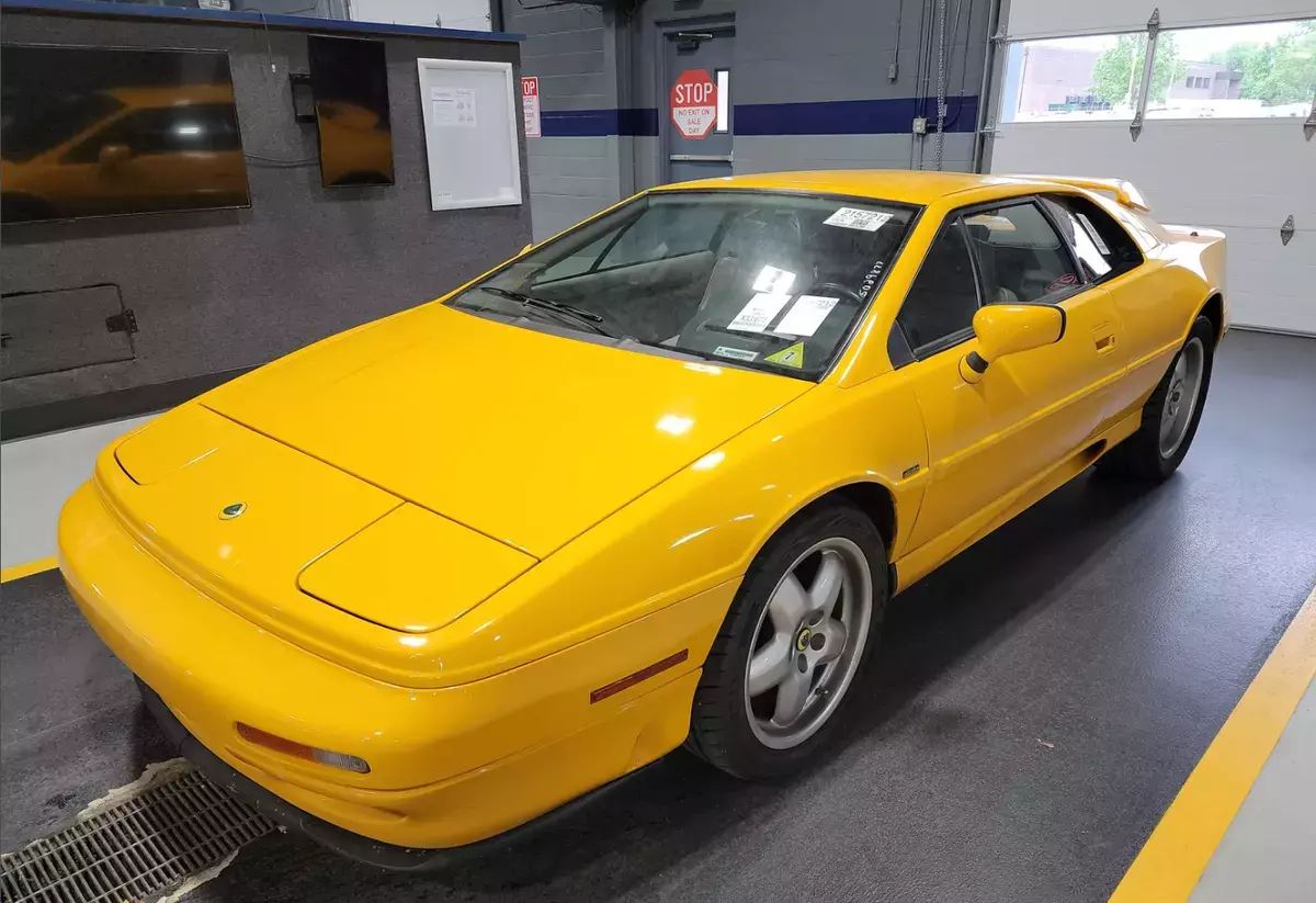 1994 Lotus Esprit