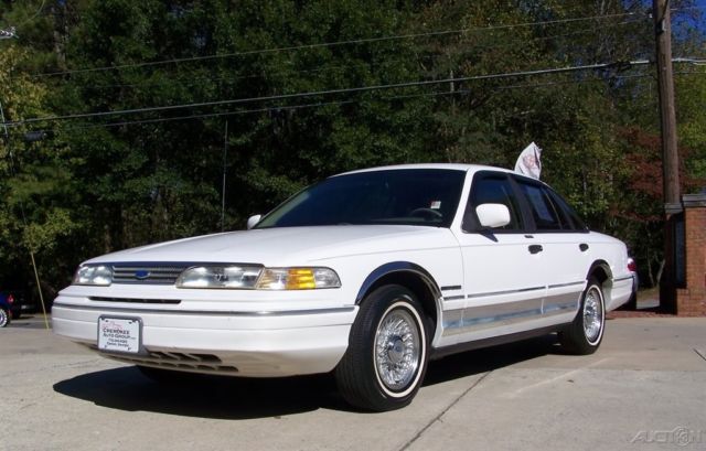 1994 Ford Crown Victoria LX Premium
